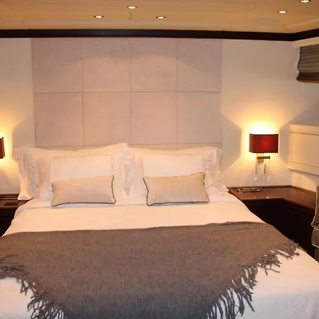 105 Ft Yacht Psarrou