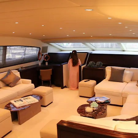 Bateau-hôtel 105 Ft Yacht